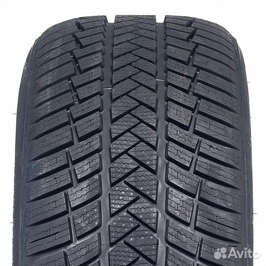 Vredestein Wintrac Pro 285/40 R22 и 325/35 R22 110W
