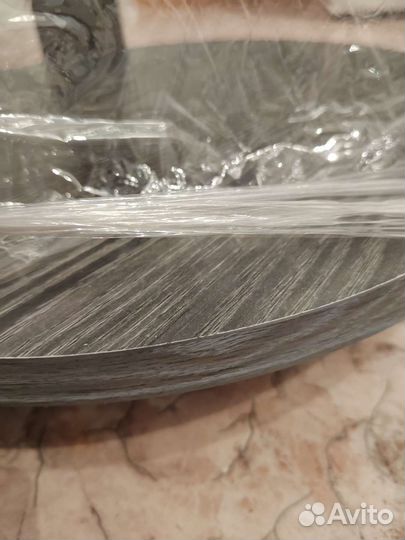 Столик журнальный высокий