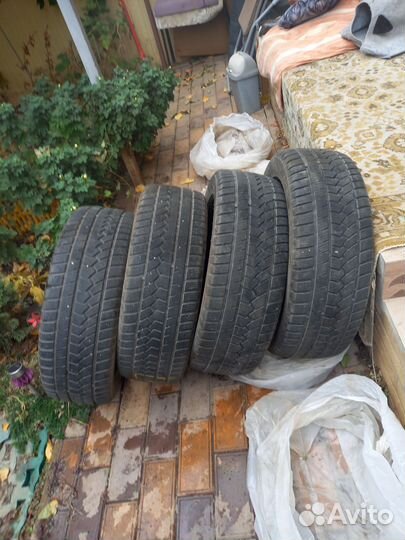 Ovation W-586 215/55 R18