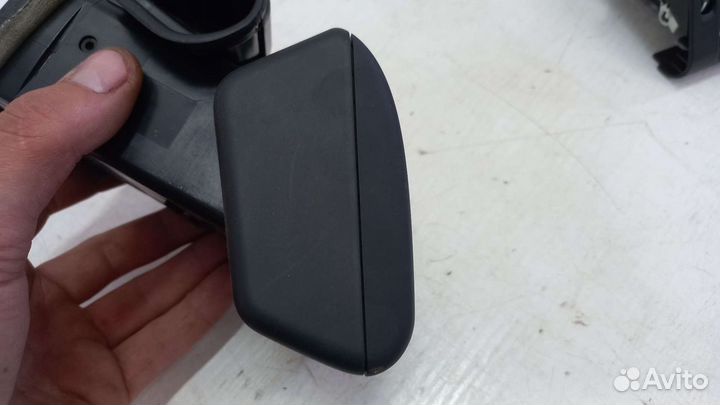 Дефлектор воздуховода левый Mercedes W251 R350