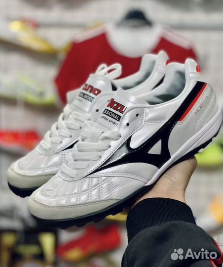 Шиповки Mizuno Morelia Classic