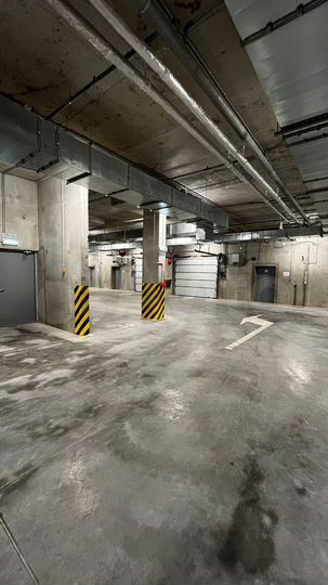 Машиноместо, 13 м²