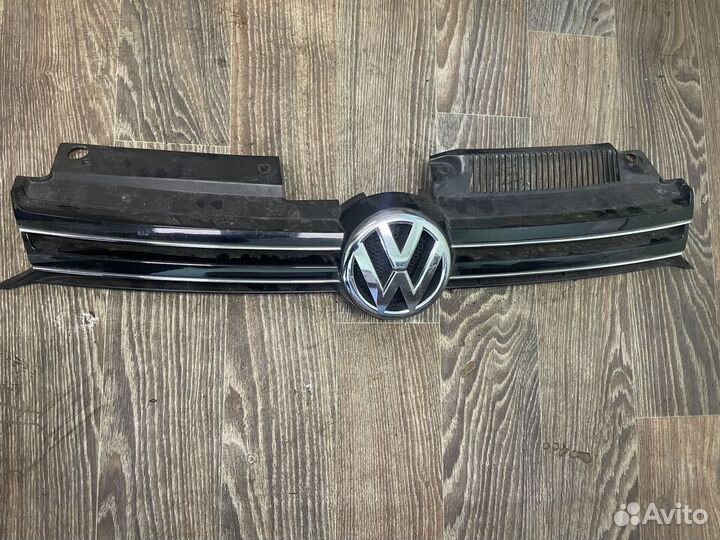 Решётка радиатора VW Golf 6 VI