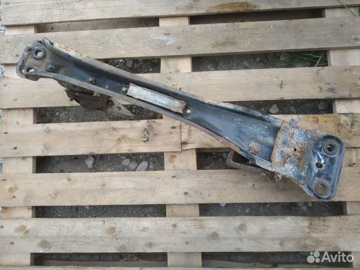 Балка подвески Nissan Almera N16 1.8 2006