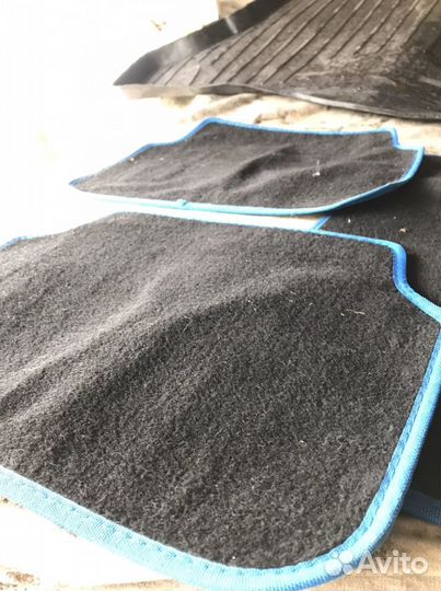 Коврики для машины