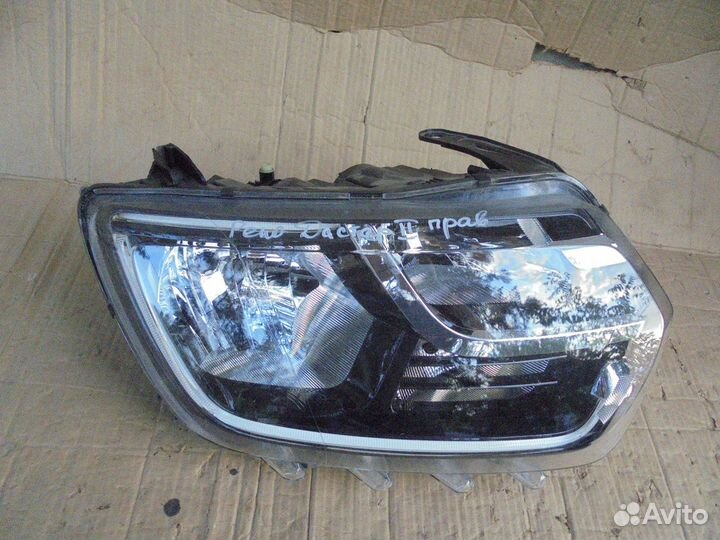 Фара правая Renault Duster 2