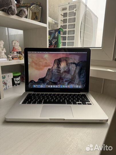 Apple MacBook Pro 13 (2011) 500 гб, Core 15