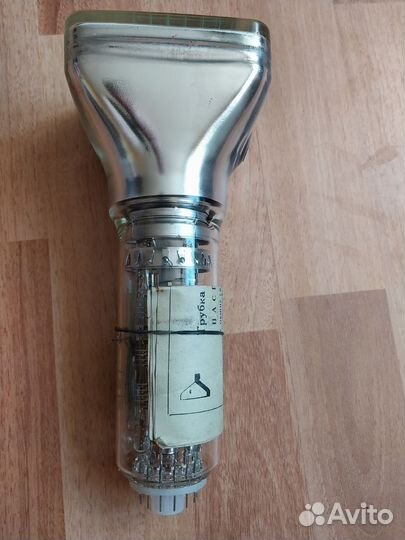 Электронная лучевая трубка 11Л09И