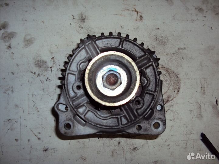 Генератор Мерседес Вито 638 вр6 2.8 VR6 Vito W638