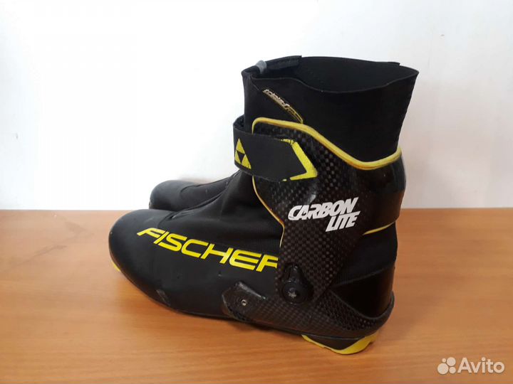 Лыжные ботинки fischer carbonlite