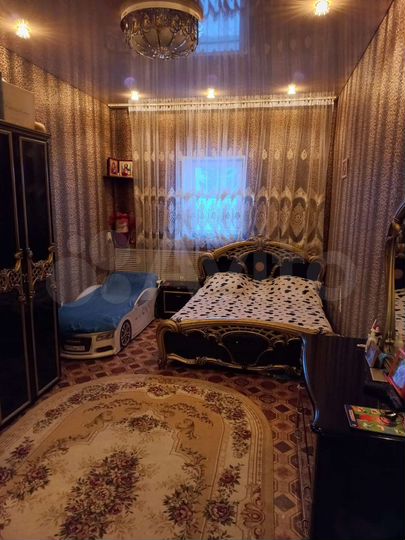 Дом 168 м² на участке 8 сот.