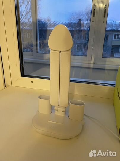 Лампа настольная