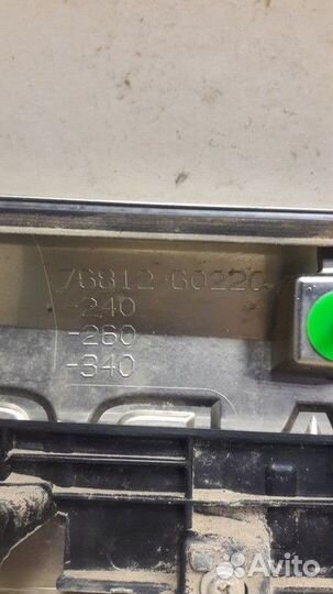 Накладка крышки багажника