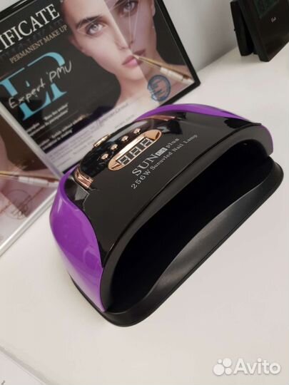 Лампа для ногтей