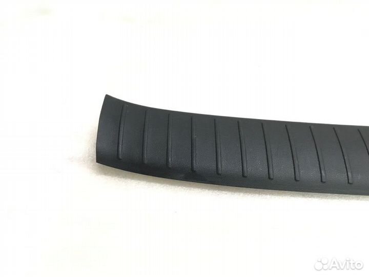 Накладка замка багажника Hyundai Palisade LX2
