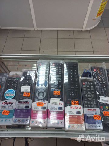 Пульт для телевизоров и цифровых приставок