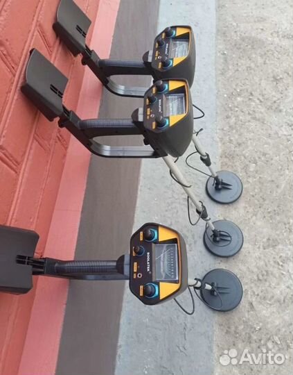 Металлоискатель MD4030 новый