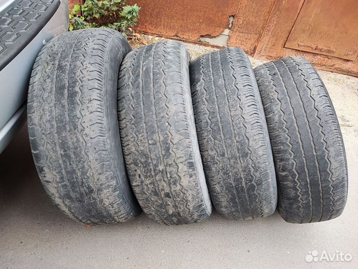 Резина на авто бу 245/70/16