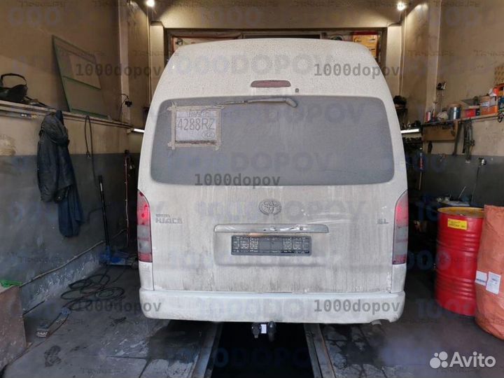 Фаркоп на Toyota Hiace 2004-2017 Halty UazPV1