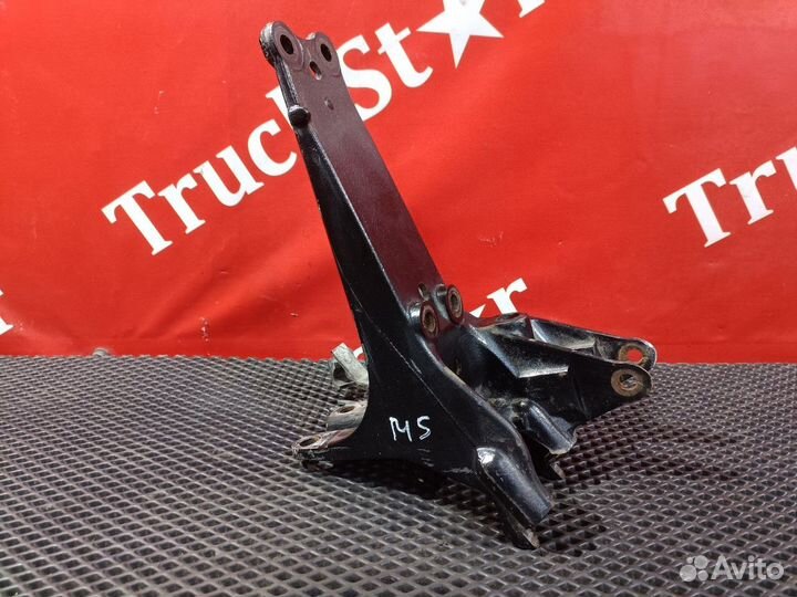 Кронштейн кабины правый Man TGX