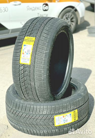 Sonix WinterXPro 999 295/40 R21 117T