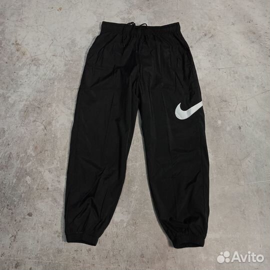 Спортивные штаны Nike