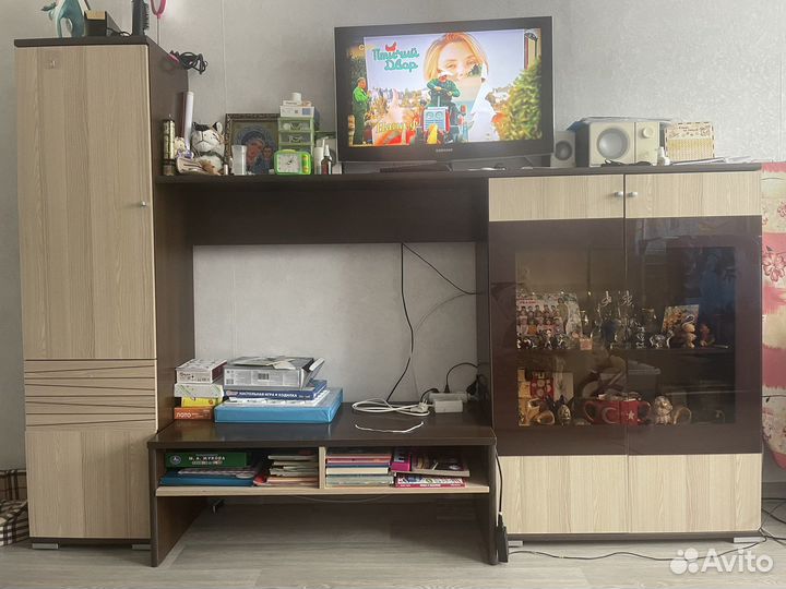 Стенка в гостиную