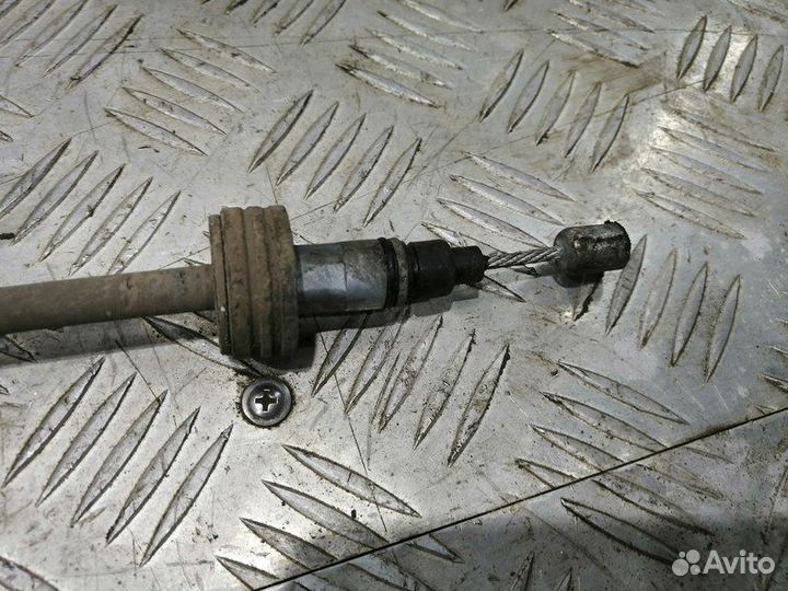 Трос стояночного тормоза правый Kia Rio 4