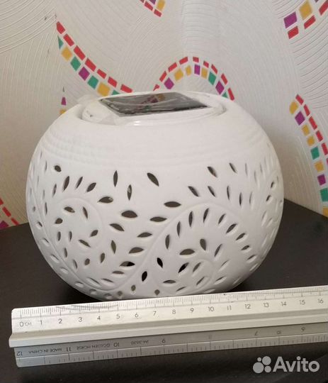 Садовый светильник на солнечной батарее