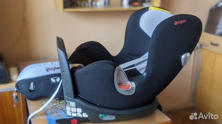 Автокресло Cybex Sirona Platinum Line Black