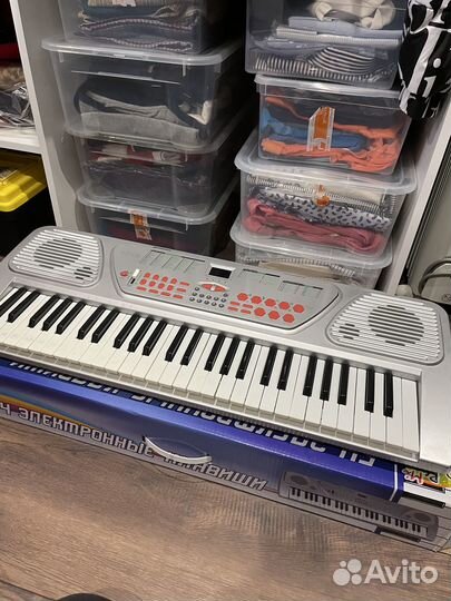 Синтезатор, пианино электронное