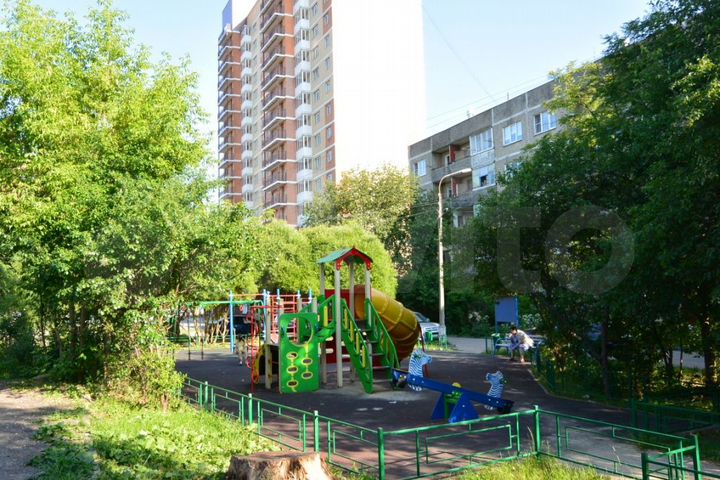 2-к. квартира, 54 м², 2/5 эт.