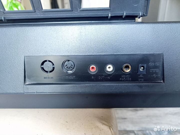 Синтезатор techno KB-930