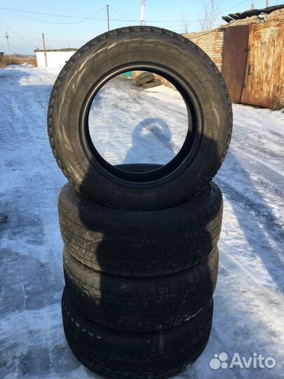 Bridgestone Blizzak DM-V1 265/60 R18