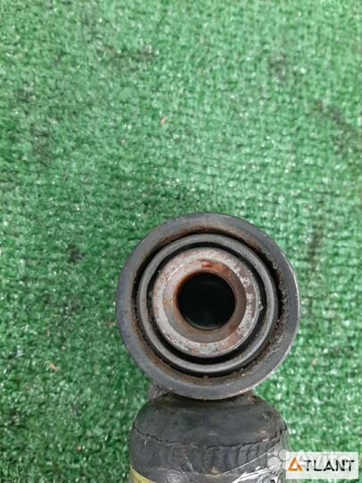 Амортизатор задний левый toyota prius