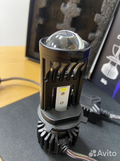 Светодиодные Лед лампы Н4 с линзой 6000к