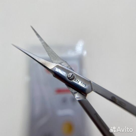 Маникюрные ножницы для кутикулы