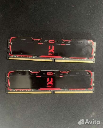 Оперативная память DDR4 16gb (2x8)