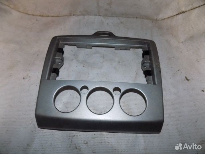 Накладка декоративная Focus II 2005-2008