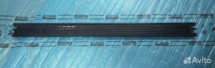 Подножка правая Land Cruiser 200