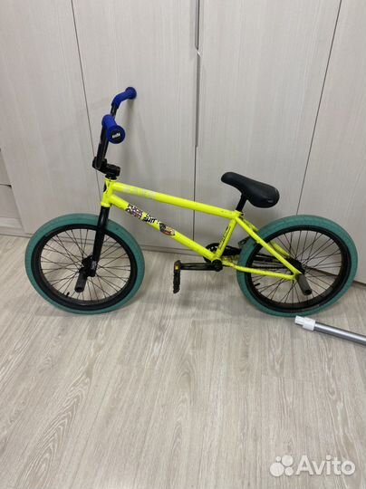 Трюковой велосипед BMX