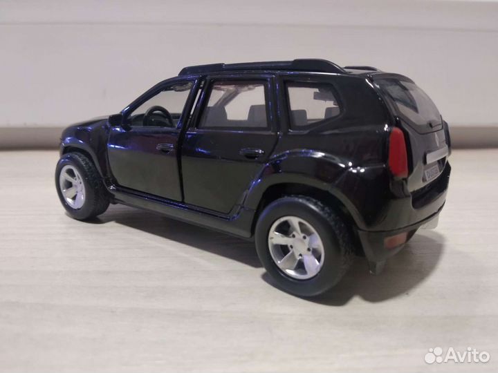 Модель автомобиля Рено Дастер