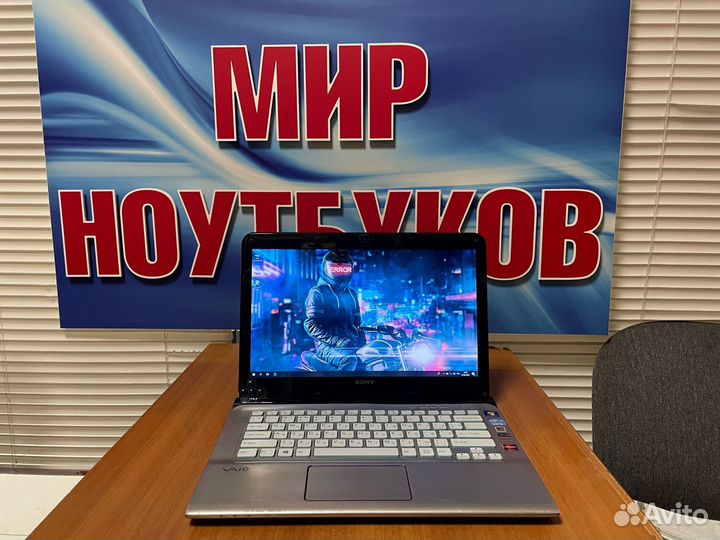 Ноутбук Sony Vaio / i5 / подсветка клавы / ssd