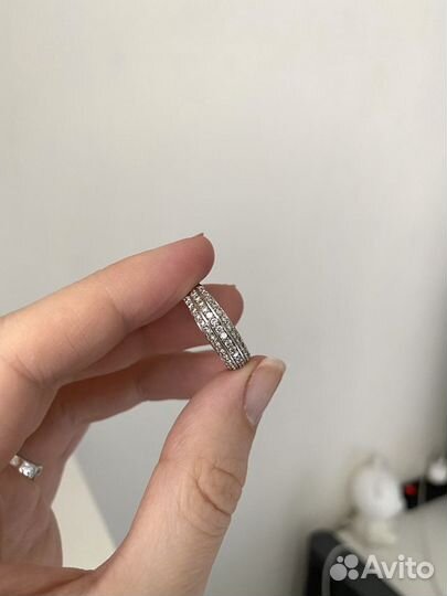 Серебряное кольцо