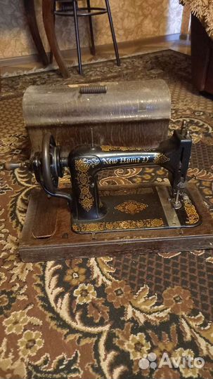 Ручная швейная машина 
