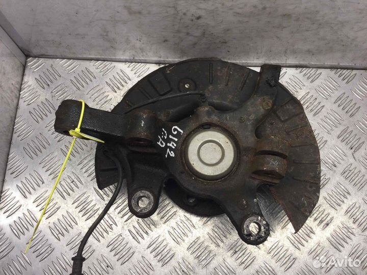 Ступица передняя левая Mercedes Vito (Viano) 65194