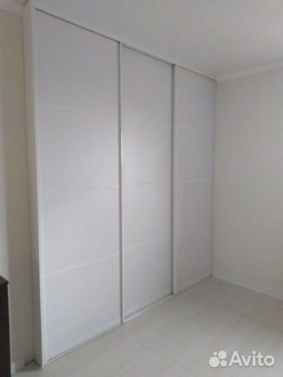 Шкафы распашные, купе, гардеробные изготовление