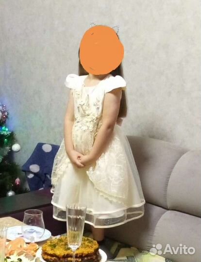 Нарядное платье для девочки