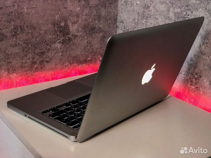 Премиум ноутбуки Apple MacBook Pro / Air SSD