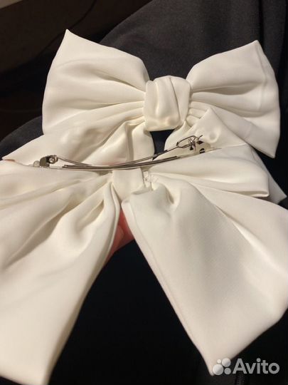 Бант на заколке